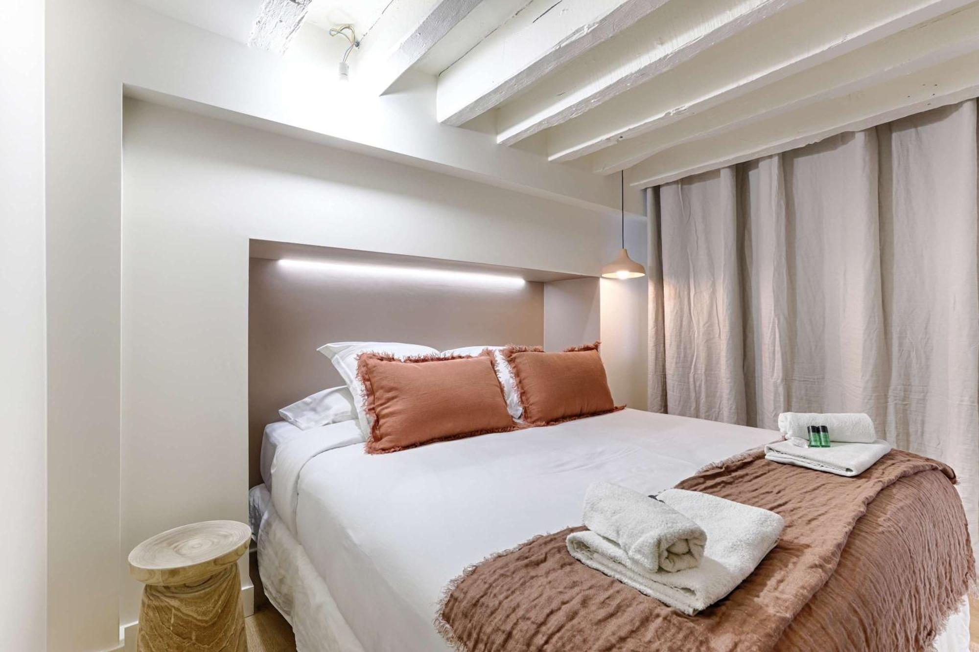 Apartment - Roquette - Marais Paris
