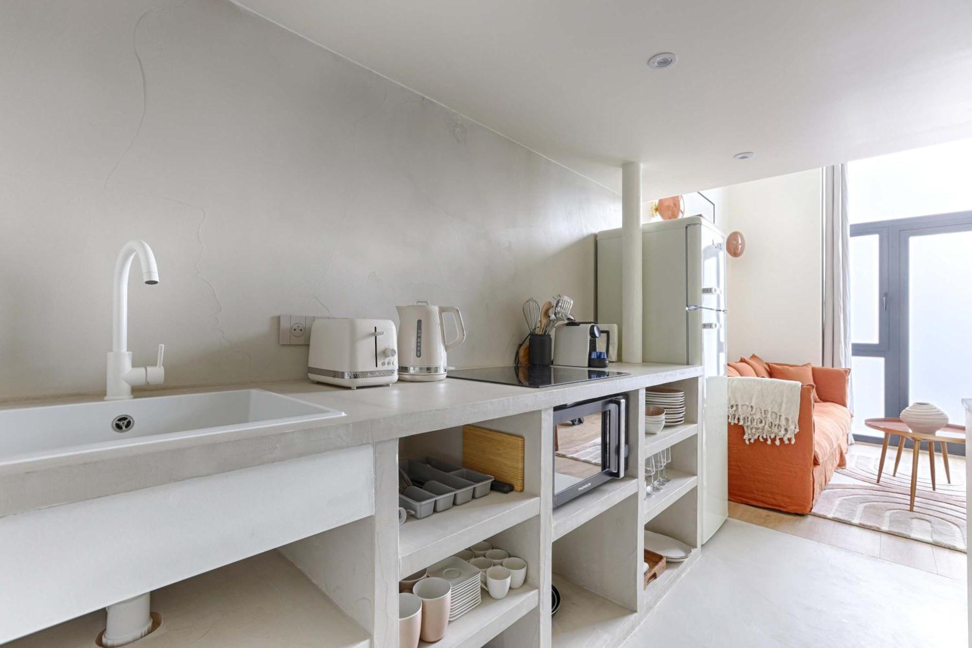 - Roquette - Marais Apartment